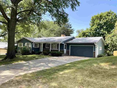 415 Ridgeview Ave, Iowa City, IA, 52246