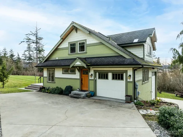 8536 Turners Bay Place, Anacortes, WA 98221