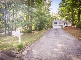 281 Peach Crossing Dr, Dallas, GA 30132