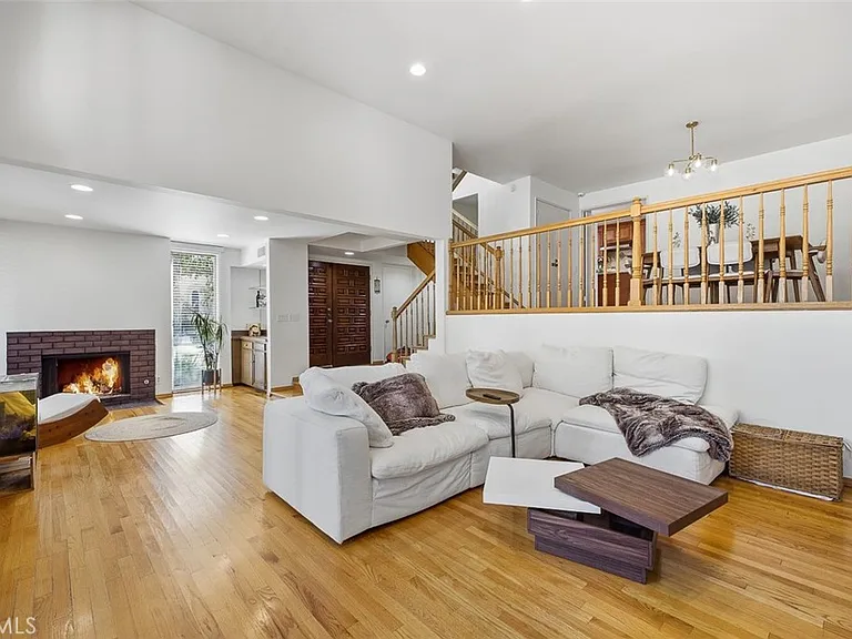 5305 White Oak Ave #D — Photo 8