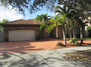 16904 NW 77th Path, Miami Lakes, FL 33016