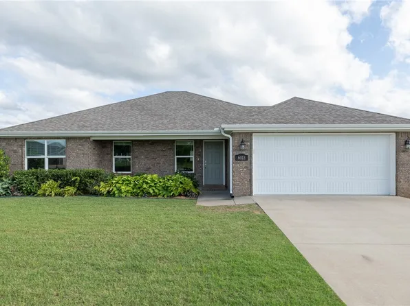 6013 W Quinn St, Fayetteville, AR 72704