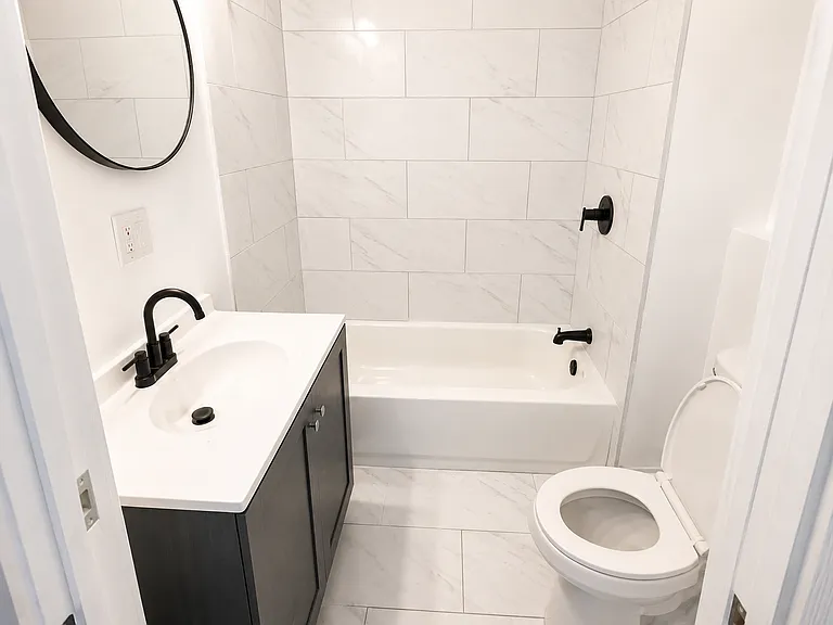 4112 Park Ave — Photo 6