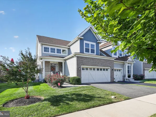 261 Stravinsky Ave, Middletown, DE 19709