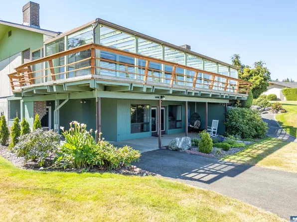 1301 S 3rd Ave Unit 1A, Sequim, WA 98382
