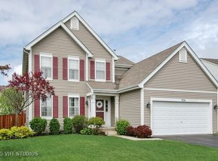 934 Berkshire Ln, Hampshire, IL 60140