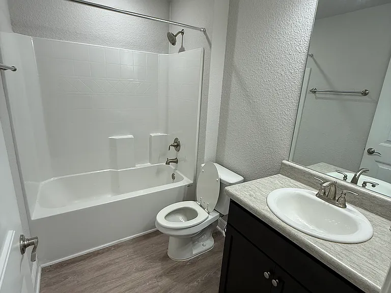 6583 Addison Woods Dr — Photo 5