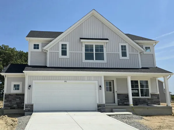 2565 Iowa St, Crown Point, IN 46307
