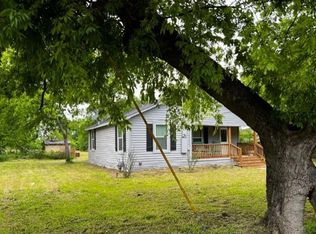 104 W Lone Cedar Pike, Blooming Grove, TX 76626