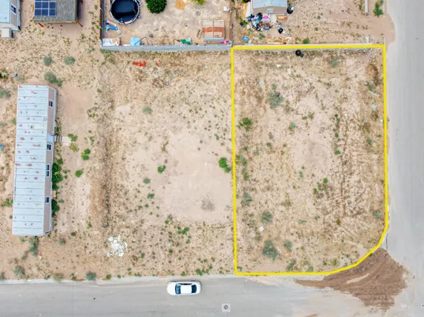 300 Rio Rojo Dr, Sunland Park, NM 88063