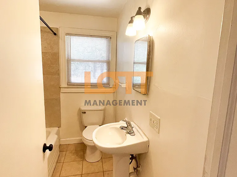 216 Mountain View Cir — Photo 9