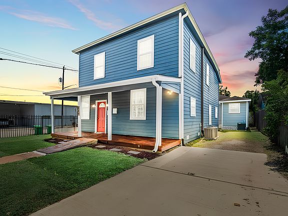 Your room is on first floor. Parking is available on corner lot.