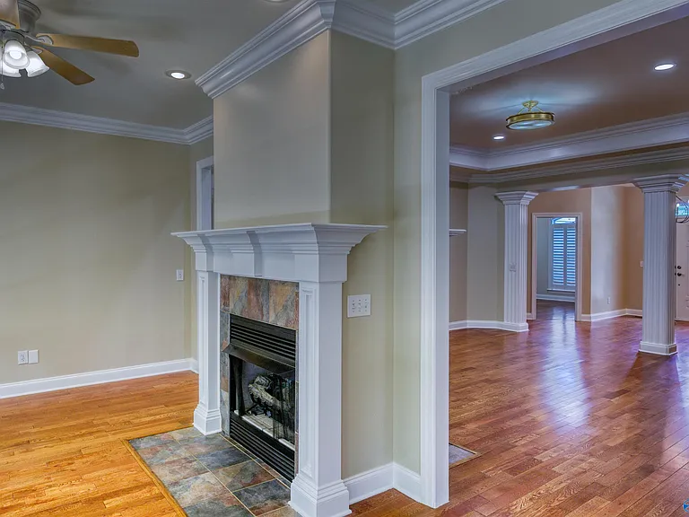 105 Brac Cir SW — Photo 10
