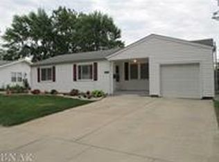 1825 E Lafayette St, Bloomington, IL