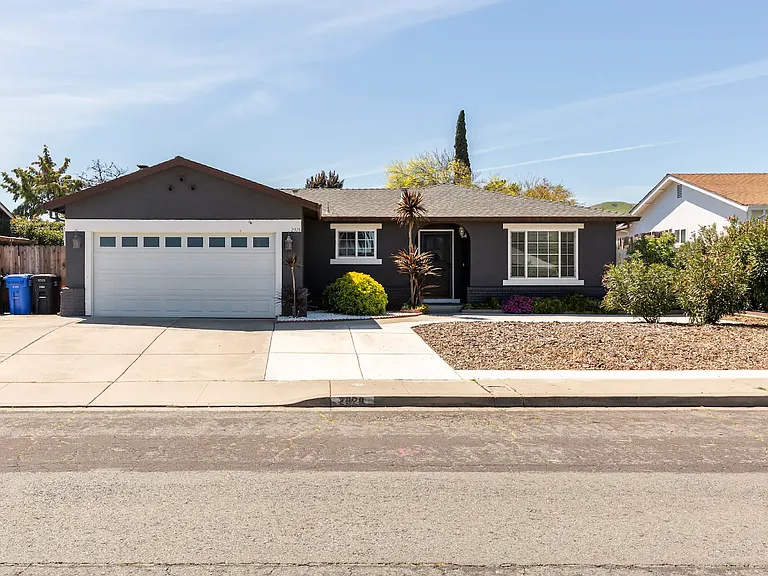 2328 Dover Way — Photo 10