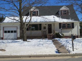 48 Lakeshore Dr, Plattsburgh, NY 12901