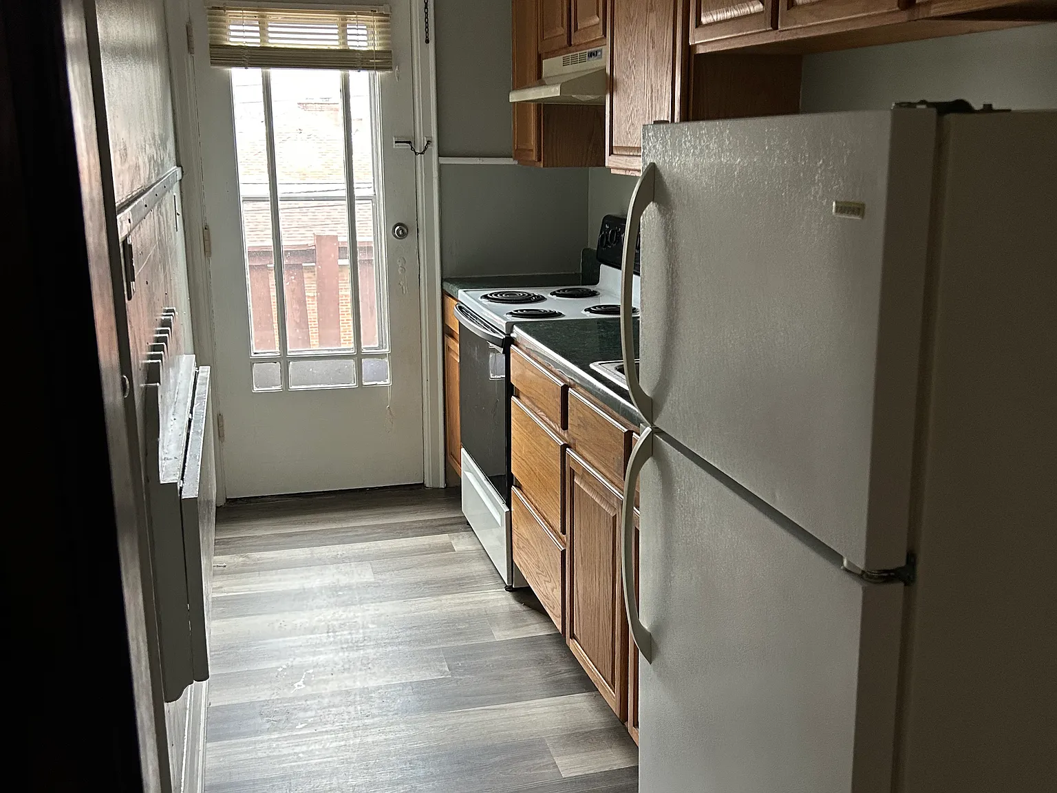 1 bed, 700 sqft, $800 — Photo 2