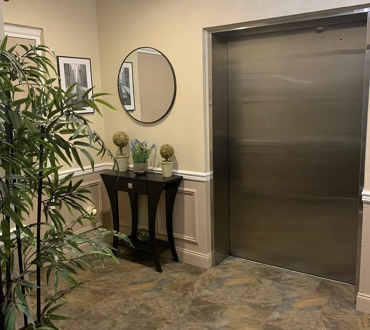 1 bed, 789 sqft, $2,300 — Photo 2