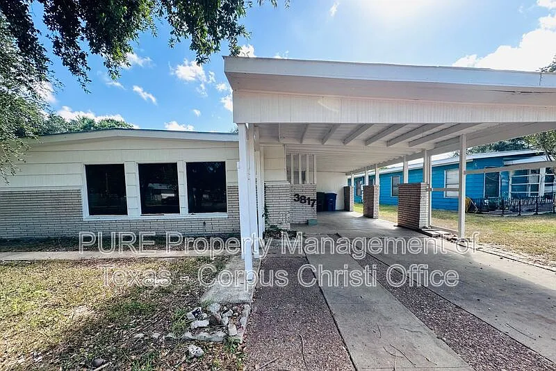 3 bed, 2.0 bath, 1121 sqft, $1,550 — Photo 3