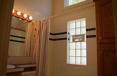 4th image of 2023 S Corona St
