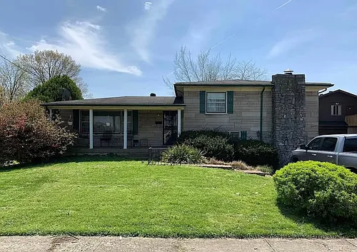 6104 W Pages Ln Photo 1