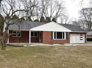 180 N Park Blvd, Brookfield, WI 53005