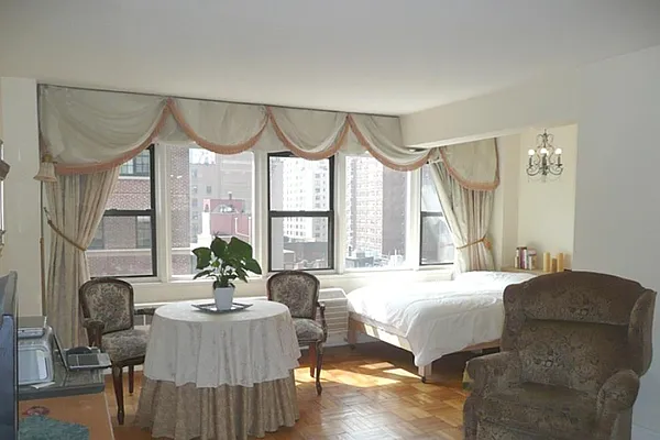 Sold by Corcoran | media 3