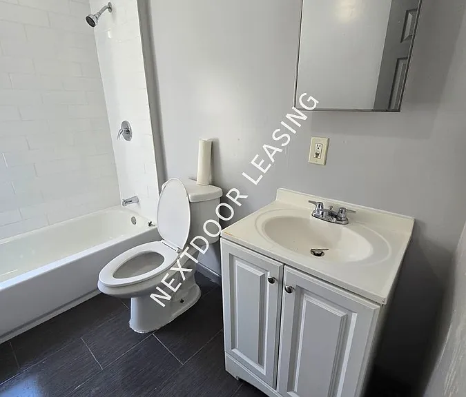 47 Baldwin Ave #3M — Photo 2