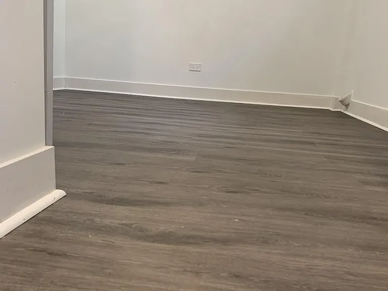 5827 N Ridge Ave #101 — Photo 9