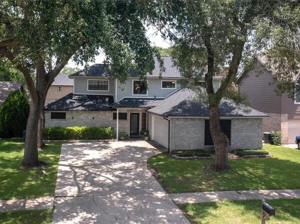14818 Windfern Forest Dr, Houston, TX 77040