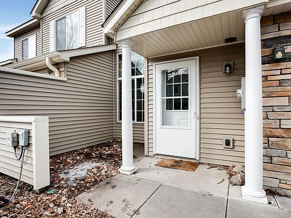 2nd image of 5087 207th St N