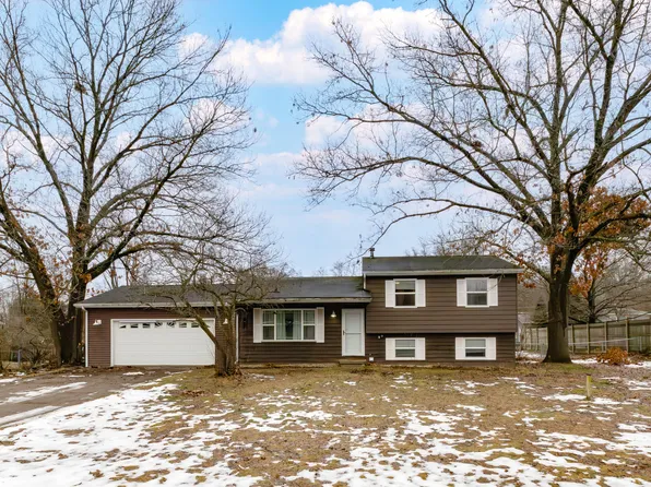57383 Kingdon Dr, Mattawan, MI 49071