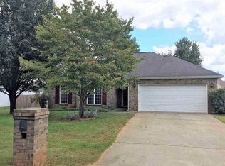 206 Bowens Mill Dr, Bonaire, GA 31005