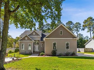 7609 Beechwood Dr, Lanexa, VA 23089