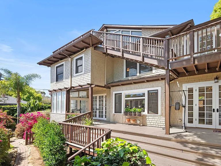 402 E Valerio St — Photo 21