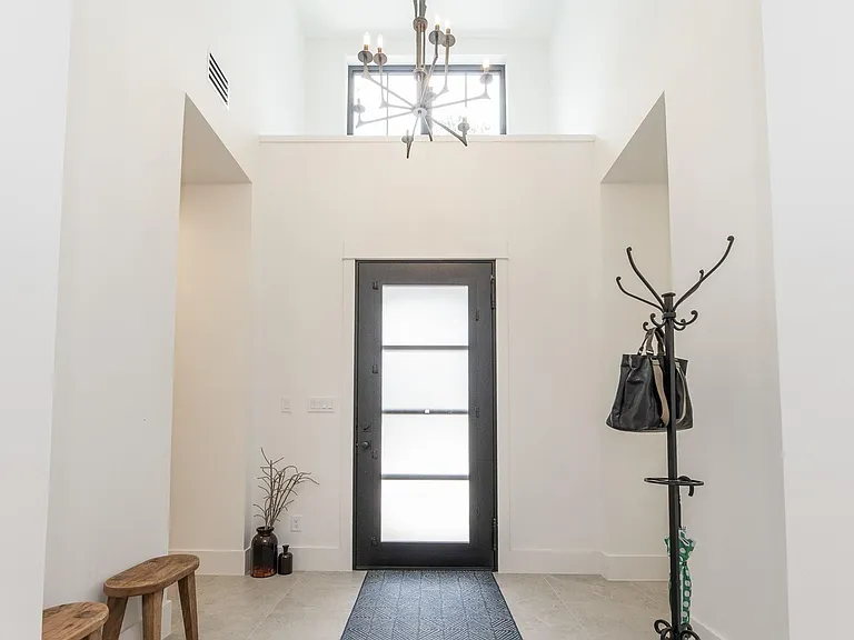 21701 Dan Dr — Photo 41