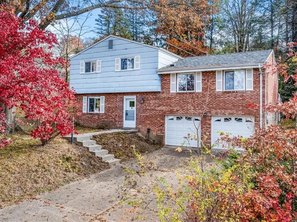 2724 Sapling St, Allison Park, PA 15101
