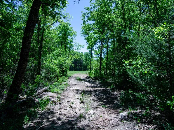 120 Pringle Ct, Alvord, TX 76225