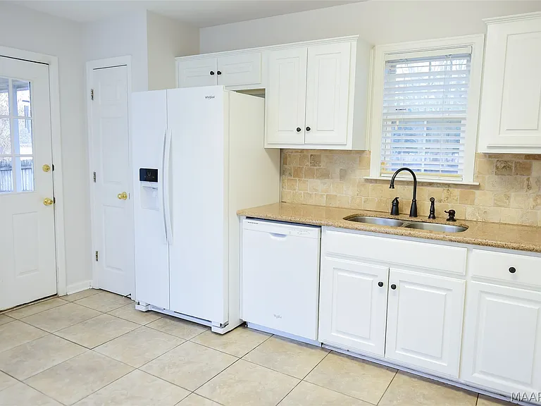 2104 Halcyon Downs Loop — Photo 15