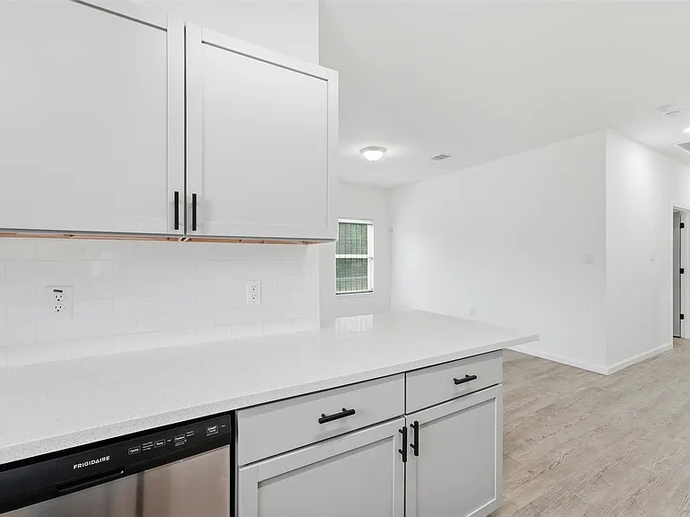 319 N Carolina St #A — Photo 11
