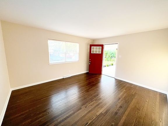 178n9thLivingRoom_05222023