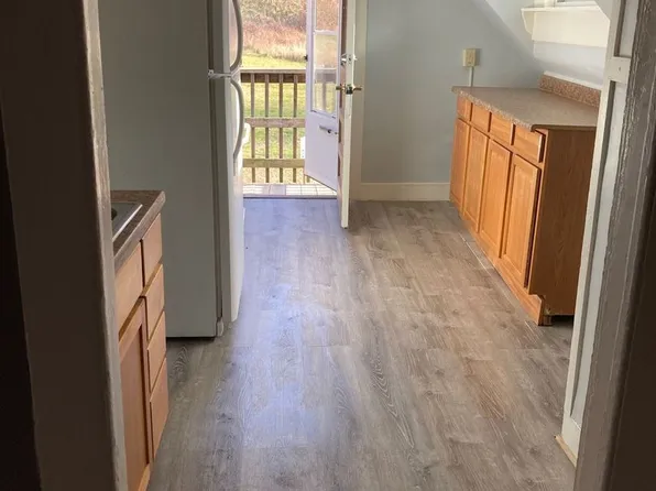 6 Reservoir Rd, 6 Reservoir Rd APT 6E, Springfield, VT 05156