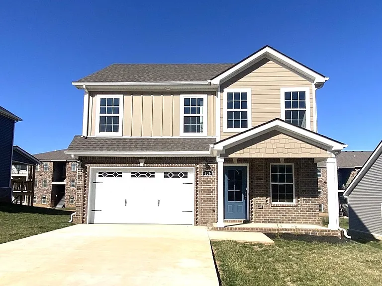 796 Lillian Grace Dr — Photo 1