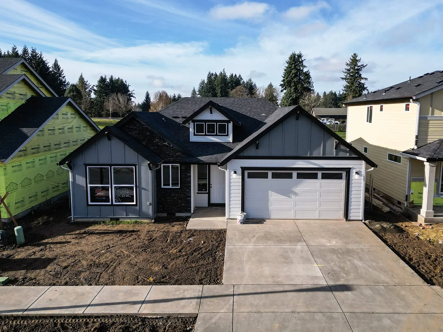 12506 NE 63rd Ave photo 1