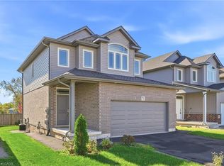 71 Laurent Ave, Welland, ON L3B 0E2