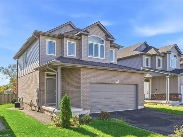 71 Laurent Ave, Welland, ON L3B 0E2