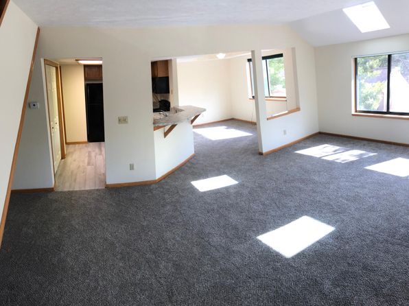 628 Meredith Ln