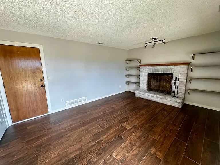 3725 Sedgewood Way — Photo 13