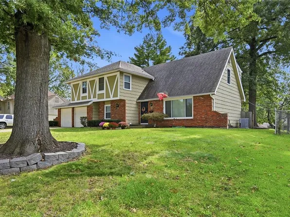 12408 Monroe Ave, Grandview, MO 64030