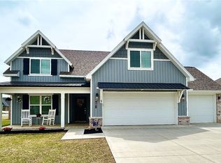 601 Phyllis Farm Rd, Prairie Grove, AR 72753